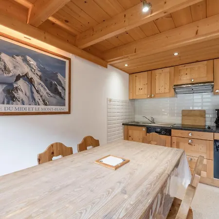 Family In Argentiere *