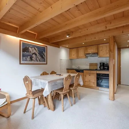 Family In Argentiere * Chamonix